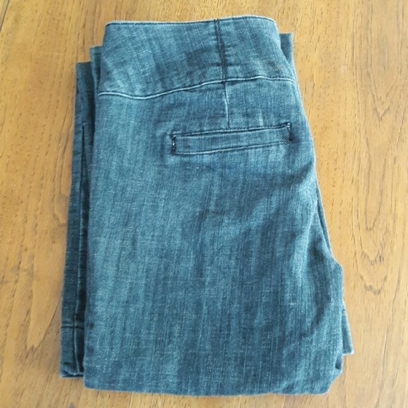 1/2 Reg Maurices Jean's - Picture 3 of 7